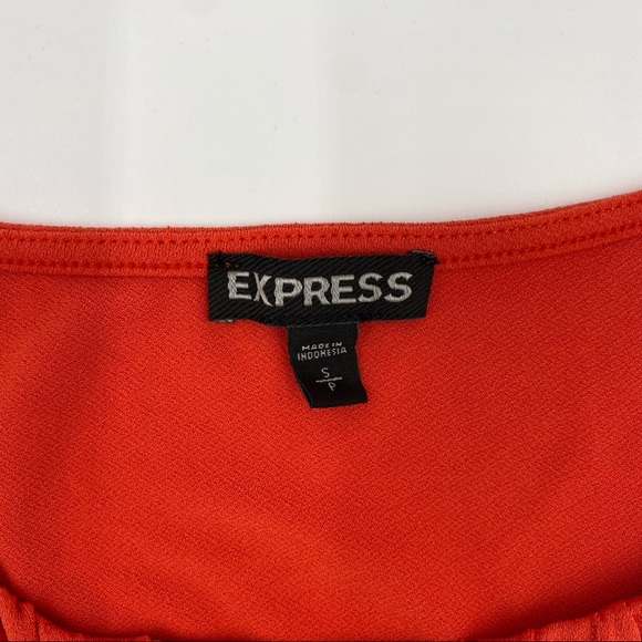 Express Sleeveless Top - Picture 4 of 5